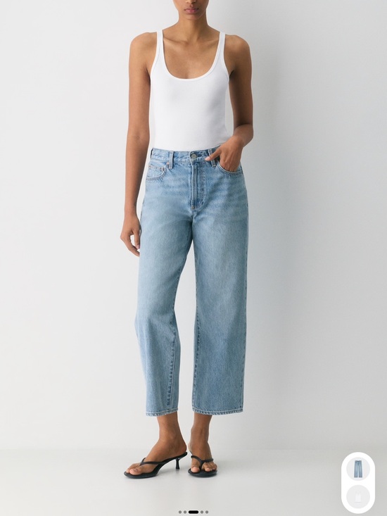 Aritzia Denim - Denim Forum The Farrah Hi-rise Wide Ankle Jean Size 26